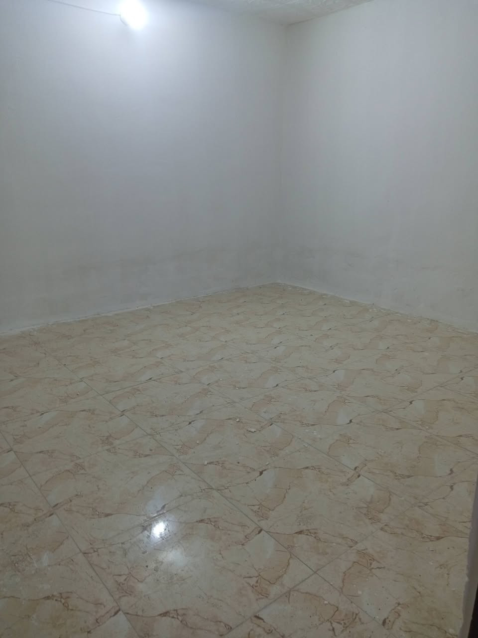 يالله بيع مستعجل 
 بيت للبيع المساحة 120م طابو زراعي سند 25
البيت جدا مرتب
كافة الخدمات موجوده
السعر 48 
موقع جدا ممتاز كربلاء طويريج حي الجمعيه 
للاستفسار اكثر مراجعة مكتب ابو فهد في حي الجمعيه مجاور باب مجمع الملاعب او الاتصال على الرقم ابو فهد ***********
***********
