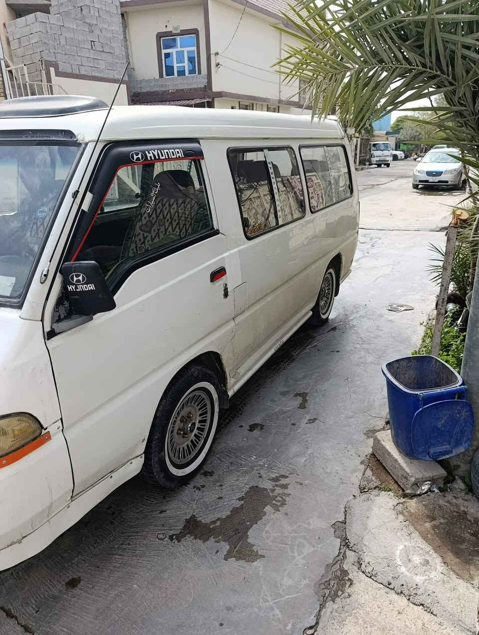 سلام عليكم 
هوندا موديل ٩٨
گيرو مه كينه ئونجي ته رح لوك
نمونه له جواني كامل جوانكاريه
ده عامي بو ده عامي به شه رت
٤تايه ي لوكي له زيره
ئارمي بلاستيكي سليمانيه 
نرخي ٤٣ وه ره قه مامه له يه
***********
