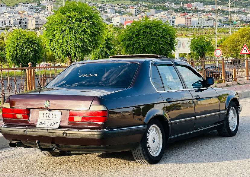 بي ام موديل 1992حجم730 فول فول ساره گيرو مكينه تبريت❄️ شرت سعر45  مجال 9$ غورامه ديش سعري كوشين  ره قم تلفون *********** دهوك, العراق

