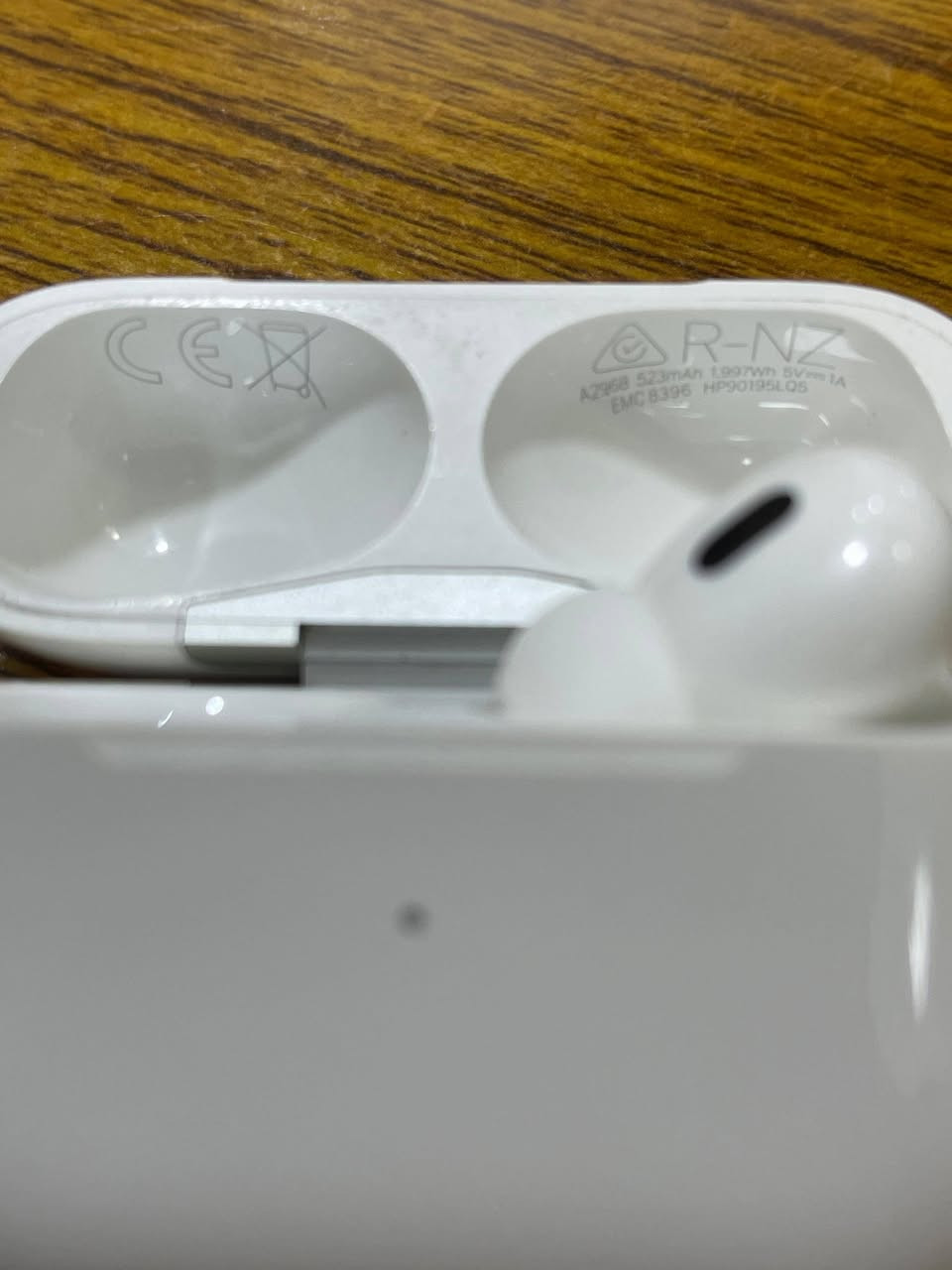 pro2 ايربود
للبيع 95 الف
شحنها (تايبسي + وايرليس)
القطعة اليسار مفقودة  
ومن دون كيبل شحن
للاستفسار ***********
يوجد توصيل 
سعر الجديدة 230 الف
