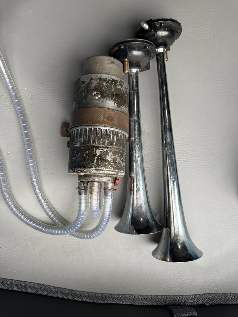 سلام وعليكم براد بواقه سوري او موطور عفريت جبير 
***********
