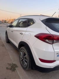 توسان للبيع ٢٠١٨ خليجي مكفوله مكانه بغداد سعر ١٧٥             📞٠٧٨٠٤٩٤...