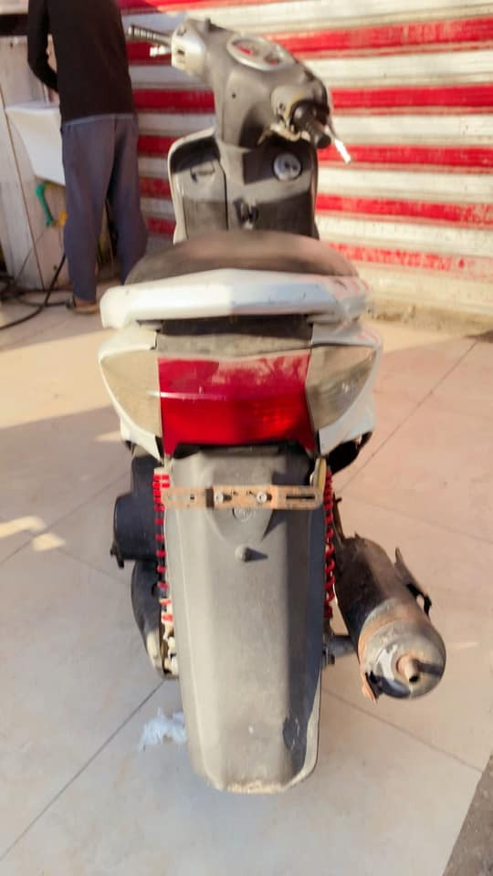 سكنس نثيه عل البلاد يباني نكره سلف كهربايات علبلاد مملعوب بيهه   مكاني بغداد العبيدي   400        ***********
