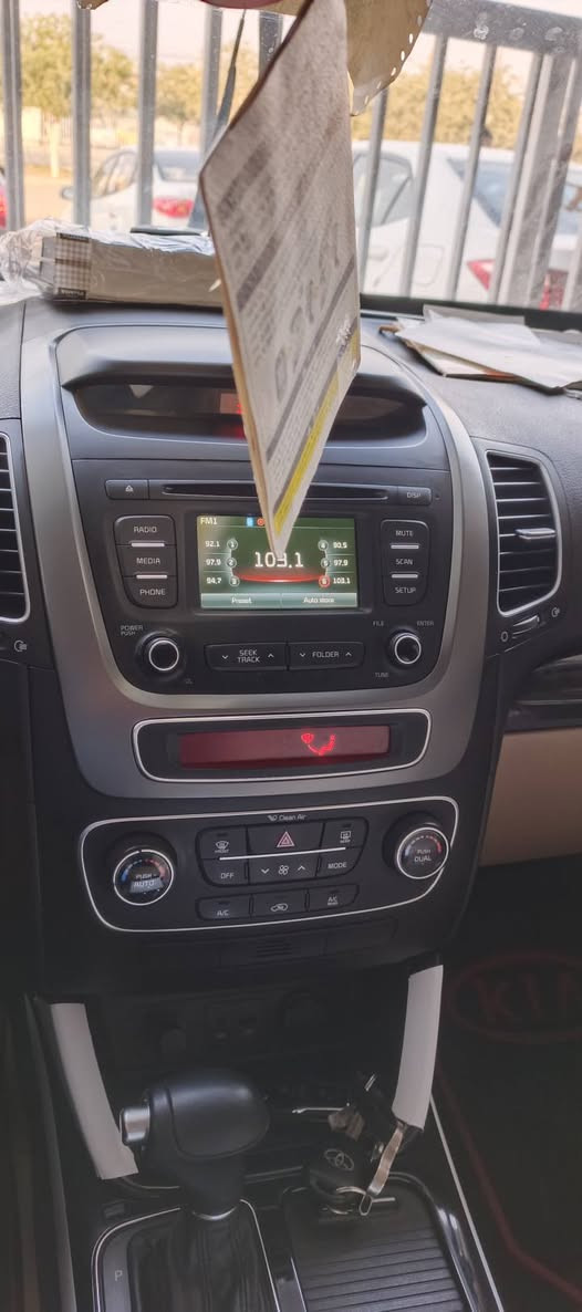 سلام عليكم كيا سورنتو2014 مواصفات فول عدا الفتحه مكينه 4 سلندر شرط برغي 🔩ما مفتوح ماشيه 96 حقيقي شرط الفحص والكمبيوتر رقم دولي سنويه جديد حداديه كله عل شركه سياره مكفوله كفاله عامه حته من الحصوه حته دعاميات بلادي عل شركه حته بلاستيك أسود هم انطي مكفول! فحص السياره بل منشور!بصمتين وحتى كتلوكات شركه بيها سبير مانازل عنوان سياره كركوك رقم سعر السياره 193 للاتصال! ***********!
