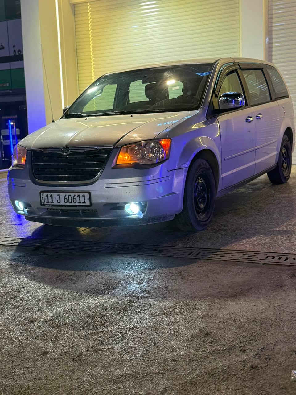 🚘 للبيع
✨ لون رصاصي
✨ السعر. 105

المواصفات:
✅ أبواب جانبية كهرباء
✅ باب الصندوق كهرباء
✅ كشن السائق كهرباء
✅ كشنات منفصلة (سياحي)
✅ تبريد ثلاث قطع 
✅ الجام الأمامي والخلفي كهرباء
✅ حصان بين الكشنات
✅ محرك 3.8

📌 سياره بدون حادث. مكينه كير تبريد خير من الله. 
صدر.  تخم تاير. جديد

💰 السعر: 105

📍 موقع السيارة: بغداد-تراث 

📞 للاستفسار والتواصل:

‭***********‬
