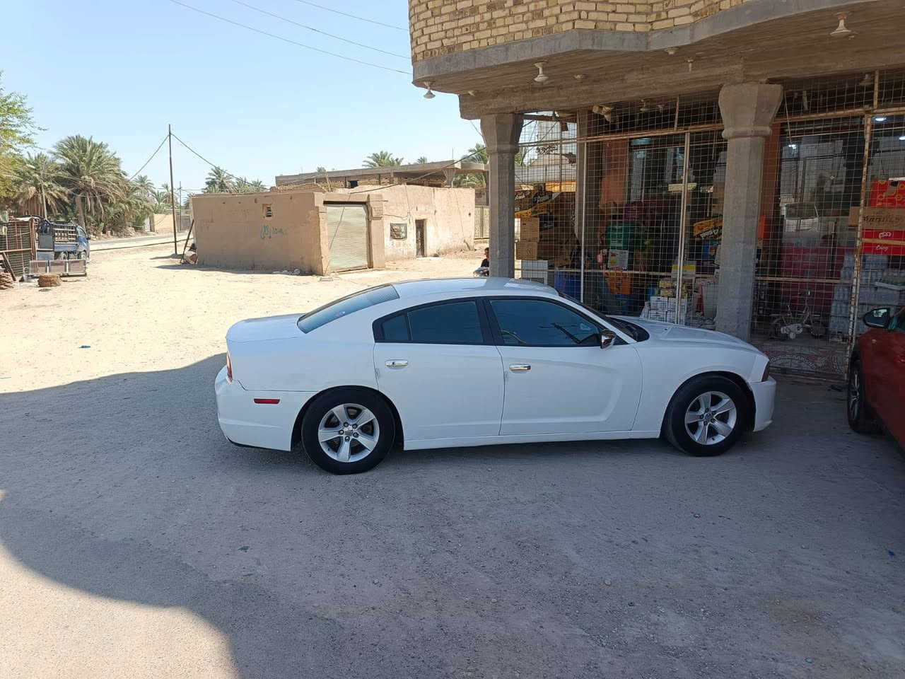 جارجر 13 اصل للبيع ضربة بجم السعر 125 مع المجال مكفولة من صبغ الحزام والعام  للاستفسار ***********
