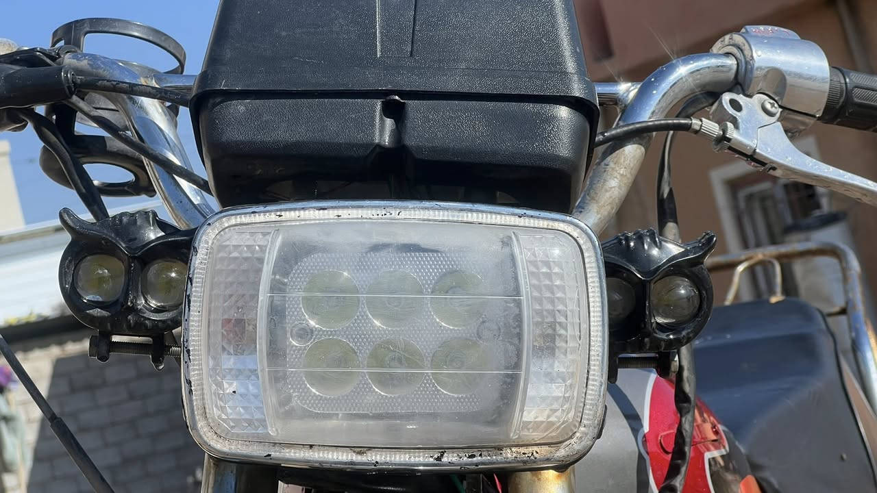 مأطور للبيع شغال كهربائيات كلها شغالة 
تواير جدد تانكي جديد 
السعر ٢٠٠ 
***********
