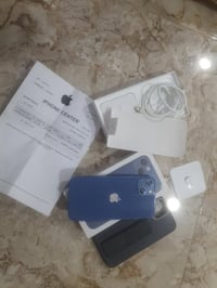 ايفون 13 عادي شخط مابي ذاكره ١٢٨ بطاريه ٧٨. وتر بروف.  يعني ضد مي.  شخ...