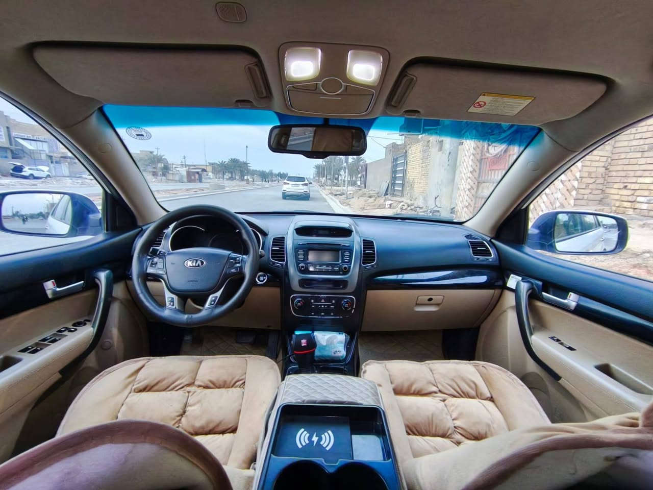 السلام عليكم ورحمة الله 
سورنتو ١٤ خليجي مكفولة من الضربة والصبغ والتبديل بيها بارد جدا بسيط وممبين اصلا..  فول مواصفات بصمة تشتغيل + بصمة ابواب + بصمة جنطة ثلاث قطع تبريد تبريدها ماشاء الله ثلج ويل كروم تحكم ستيرن اشارة بالمري الجانبية + مري شفط اشارة ترحيب  حساسات امامية وخلفية كامرة . محرك ٤ سلندر السيارة عليها ادامة من الدعامية للدعامية حدادية كاملة دبلات امامية خلفية هنه وقواعدهن بوش امامية وخلفية + البوش الزيتية روس ارواط طوب شموع ذرعان ولاستيك رباط كله جديد وكالة اضافة الى ادامة منظومة الاحتراق فلتر و فيت بم اصليات بلكات اصليات من شركة كيا واشر قبق ولفات فلاتر جدد تخم تاير جديد ماصار شهر من شديته باتري جديد السيارة جاهزة من كل شي ترايها لدهوك كير محرك مكفولات رقم انكليزي سنوية مجددة قبل شهر لغاية ٢٠٣١ السعر المطلوب ١٧٠ وبيها مجال
***********
***********
ملاحظة بيها ٦ رصعات حالوب خفيفات ممبينات بس يطلعن بالسونار مكان السيارة ديوانية المركز
