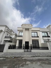 هيوا ستي • ٤ غرف • ٢٠٠م