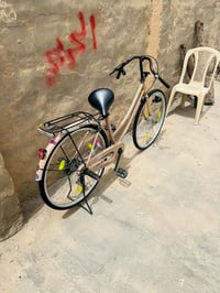 موديل 20 • نظيف ٩٥٪ • لون مميز