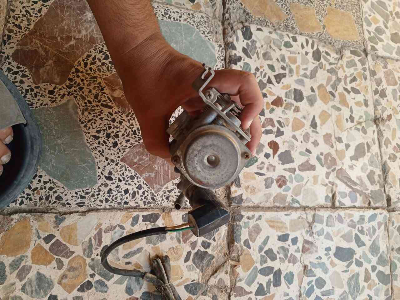 كابريتر للبيع مكاني بغداد بلديات
سعر 25.


**إذا كنت صاحب هذا الإعلان وتريد حذفه لأي سبب، رجاءا أرسل رسالة إلى الدعم الفني**