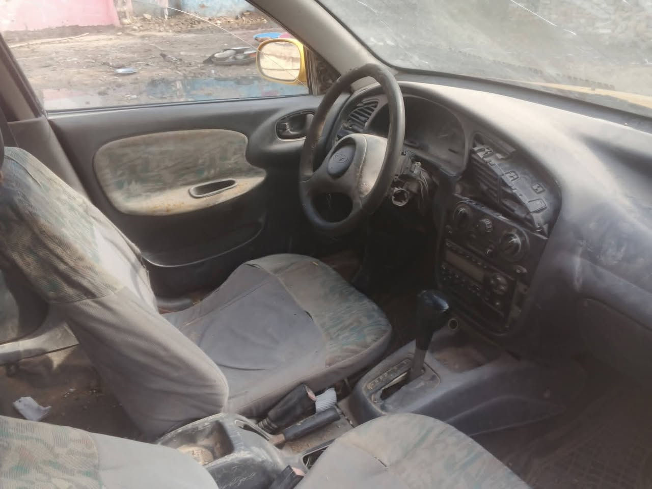 سلام عليكم سيار دالونس سياره رقم قادسيه تحول ثاني يوم سيار عازيه ظفيره ب 125الف ظفير وعازي باتري حداد نص عمر تواير زين شاصي مكفول كير اوتماتيك مكينه مال ابول فكتره شرط مكينه وكير  مكان ديوانيه الحمزي شرقي سعر ب14ورقه وبيه مجال ولي ظفير ول باتير ينزل من سعره رقمه ***********
