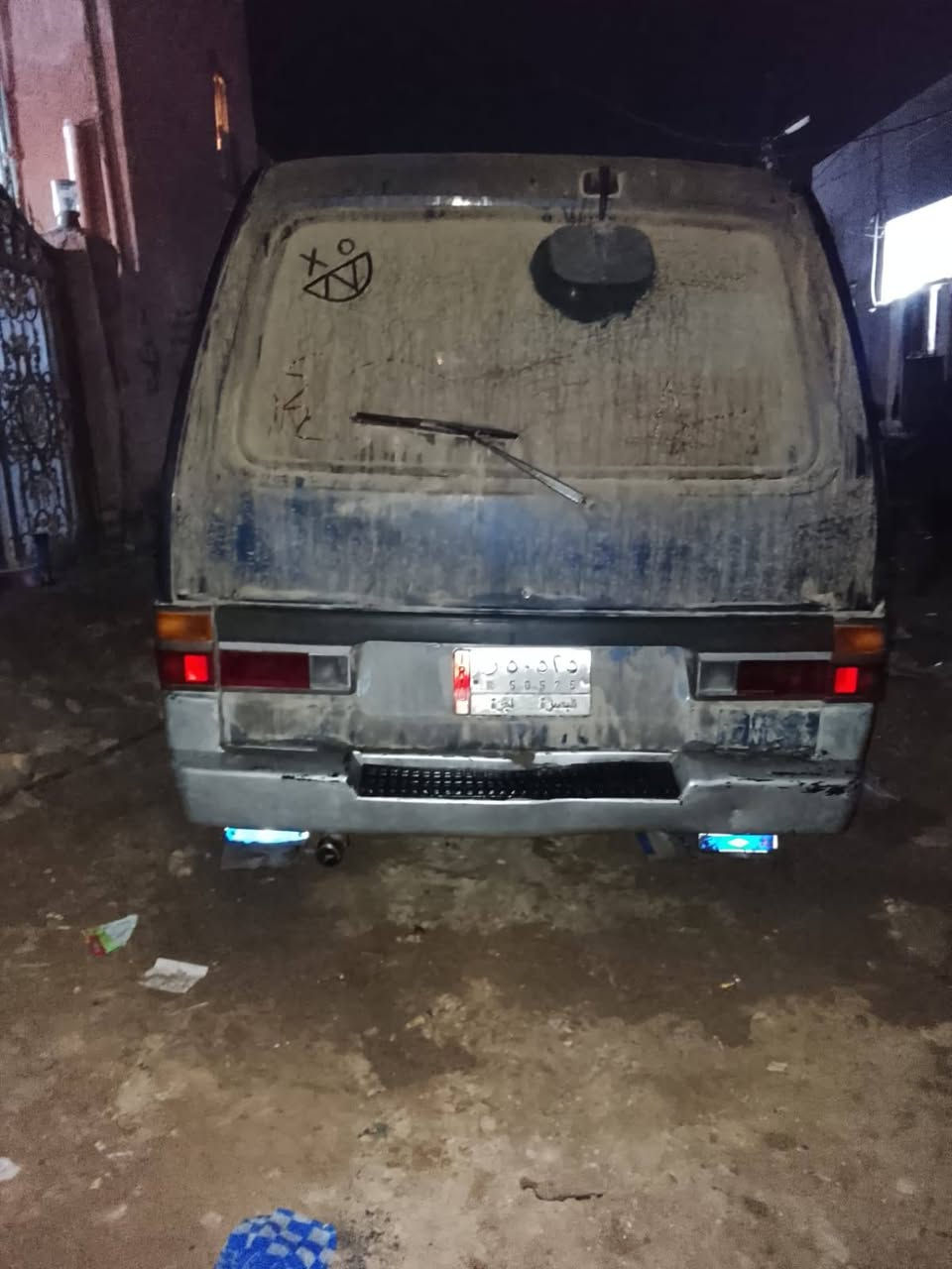 السلام عليكم بسته موديل 95
كشر نضيف سنويه 27
كير ومكينه واكسن خير من الله
تخم تاير جديد كهربائيات كلها شغاله 
كاعيه جديدة 
36 ورقه وبيها مجال بسيط حك الجيه
*********** ما اتواجد على الفيس
