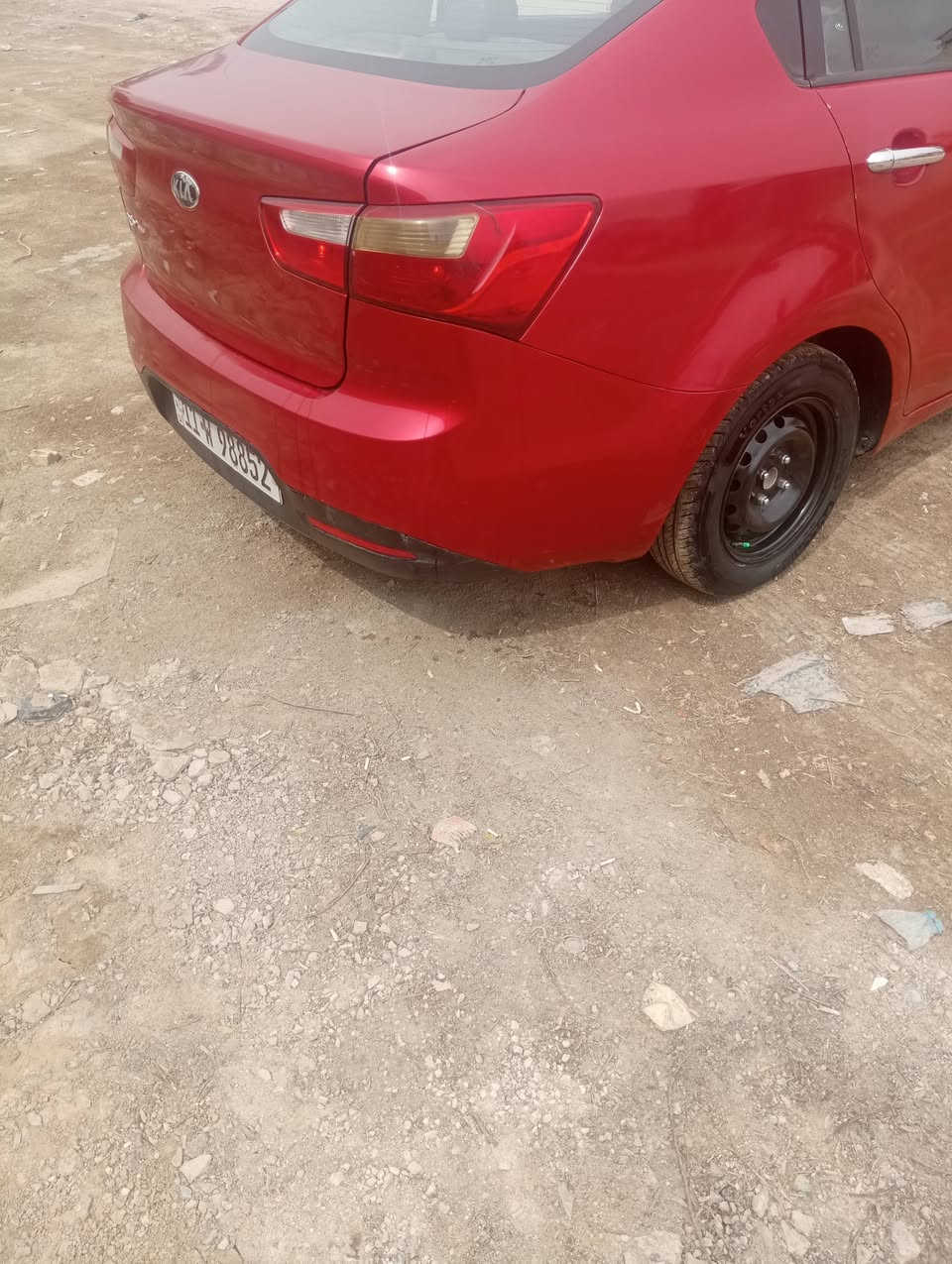 كيا ريو موديل2014فول مواصفات خليجيه محرك 1600السعر78عنواني بابل رقم التلفون***********مصبوغه حزام بدون ضربه رقمها بغداد انكليزي
