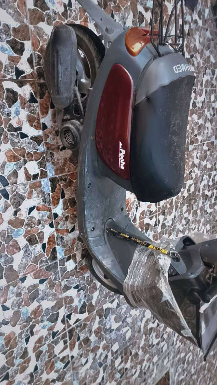 سلام عليكم  دراجه Yamaha 60اقتصاديه نضيفه اول ماتشغلها تطلع دخان قليل لان بارده يحتاجلها فقط بطاريه
سعر 350 بيها مجال 300 للطيبين مكان محافظة الجديده 
***********
