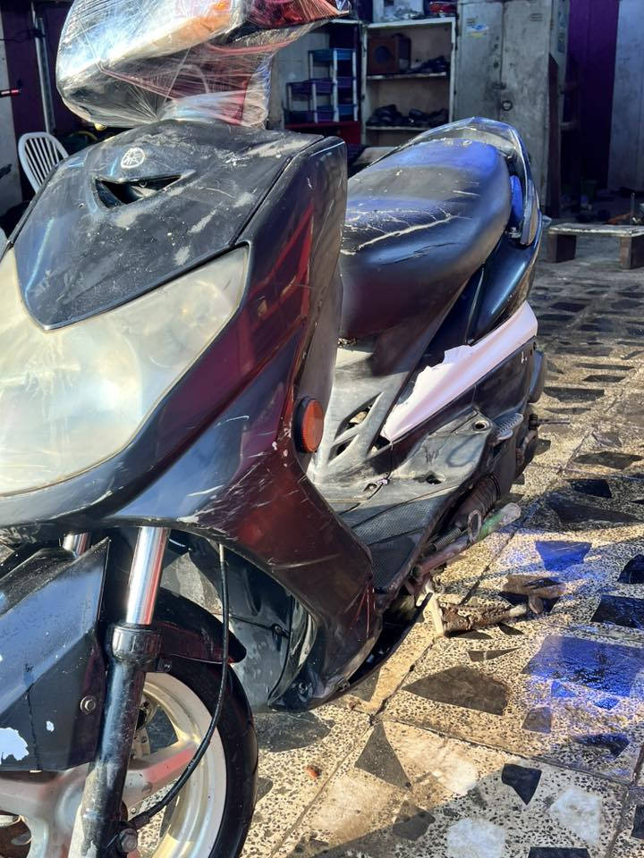 سكنس فحل نوزل دراجه للبيع مابيه شي شغاله سلف هندر الشكلمثل ما موضح بلتصوير شراي خابر ***********
سعر 350 الف
