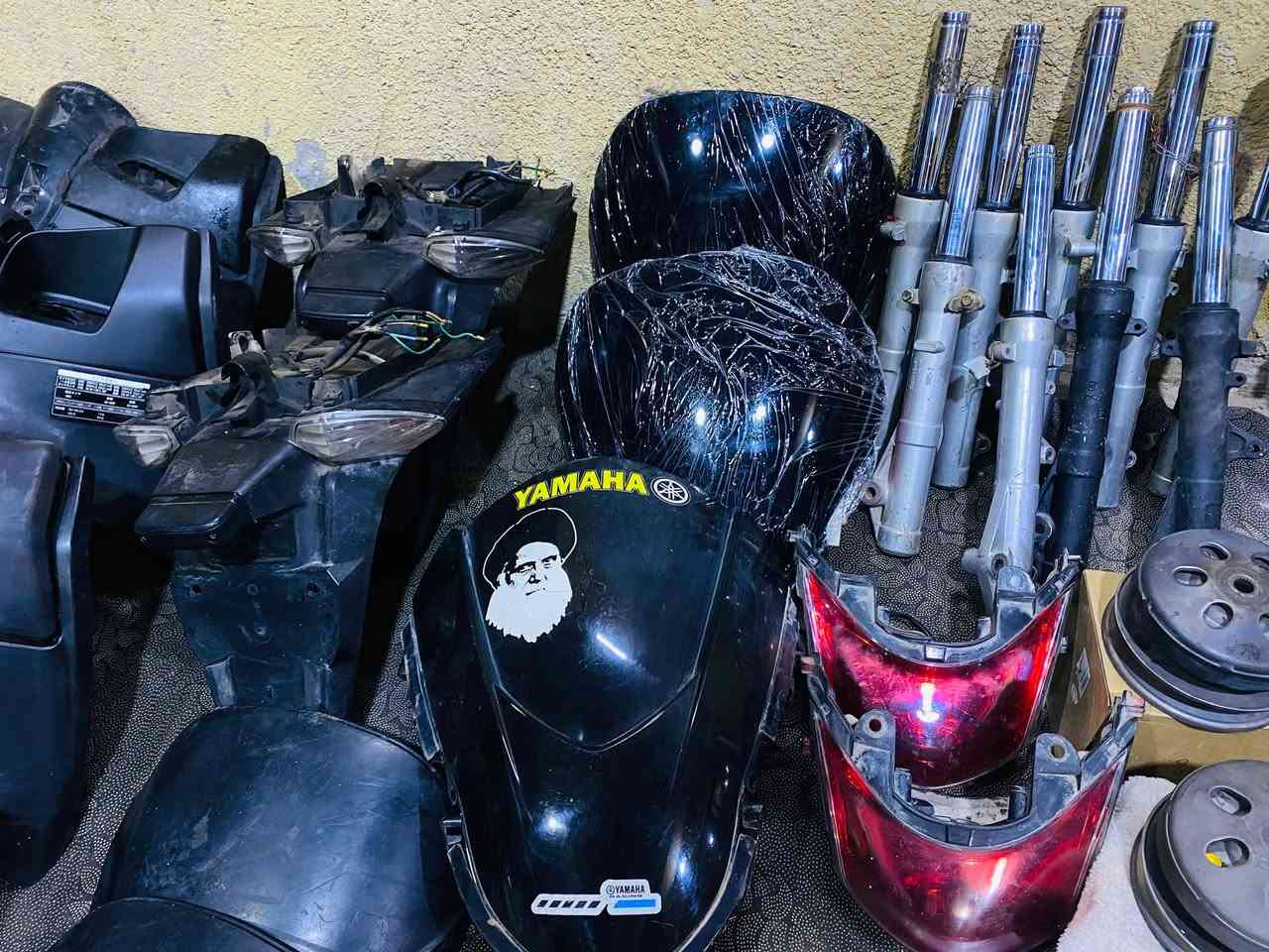 السلام عليكم، متوفر غراض تفصيخ بلادي مال pcx (بيسي  اكس) الجيل الاول فقط فقط مكاني بغداد شهداء البياع يوجد توصيل جميع المحافظات، رقمي *********** اي استفسار اتصال او مراسلة واتساب فقط غير متواجد ع الفيس ومتوفر تصليح وبلخدمة
