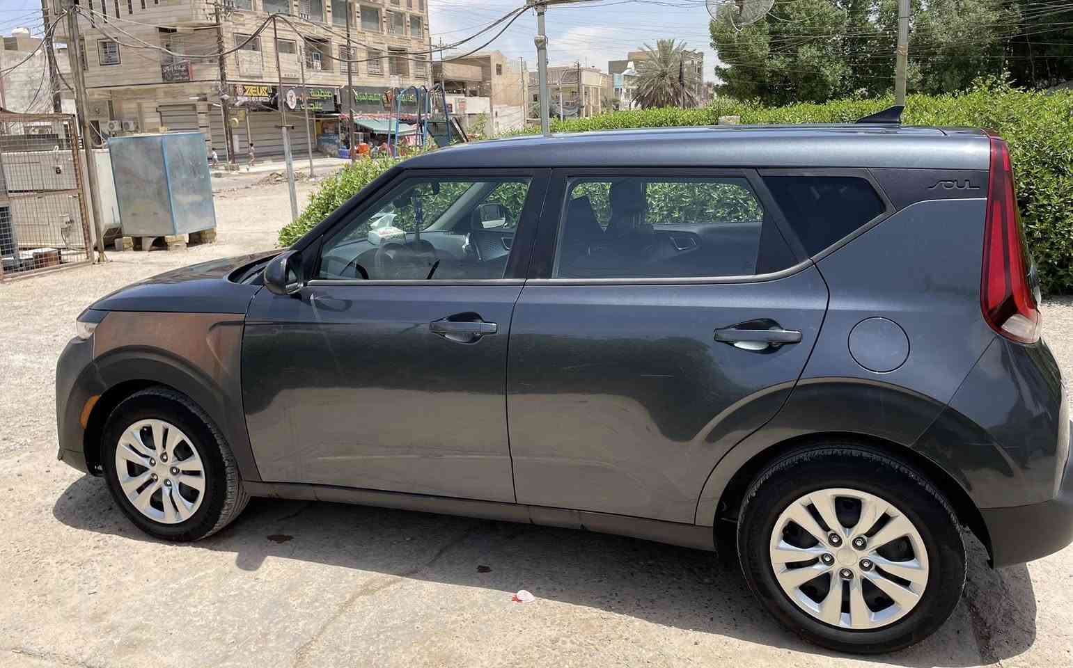 سلام عليكم
صول 2021 
ماشيه 39k
حادث جاملغ وبنيد راجع بارد 

للاستفسار 
***********
