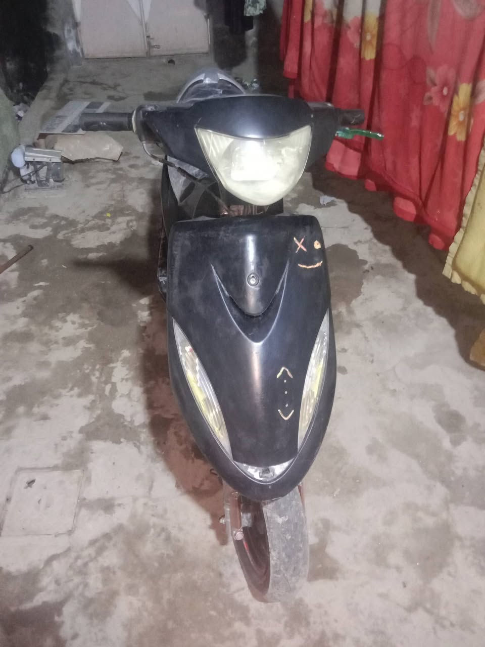 السلام عليكم دراجه ماكس عدله كامله من كلشي كهربائيات كلها شغاله سلف هندري مكينه خرسه شلعه حلوه حيل السعر ٣٧٥ او بيها مجال قليل او مراوس حسب القناعه العنوان حله ابو غرق ***********
