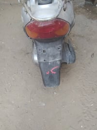 دراجة بيجي 80 • مرخصة • بغداد الحرية شارع 30