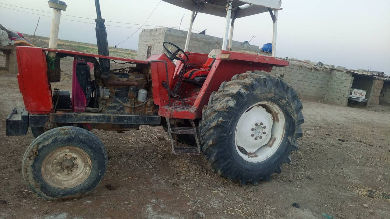 للبيع فيات 780 بدون (كلك)مكفوله كفاله عامه محرك وكير وكسن جاهزه للعمل مامتواجد خاص ***********
