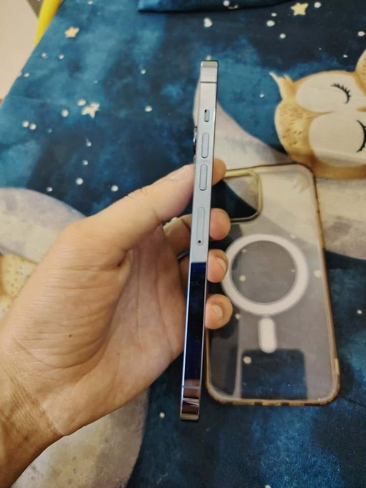 ايفون 13 برو ماكس 256 بطاريه 82 وتر بروف بي اشعار من ابل مجموعهً لوحه منطقيه تاخذه من الباب اي عطل مابي ماسترر AAA بغداد الدوره بيع او مراوس *********** واتساب او اتصال سعر 600 الف
