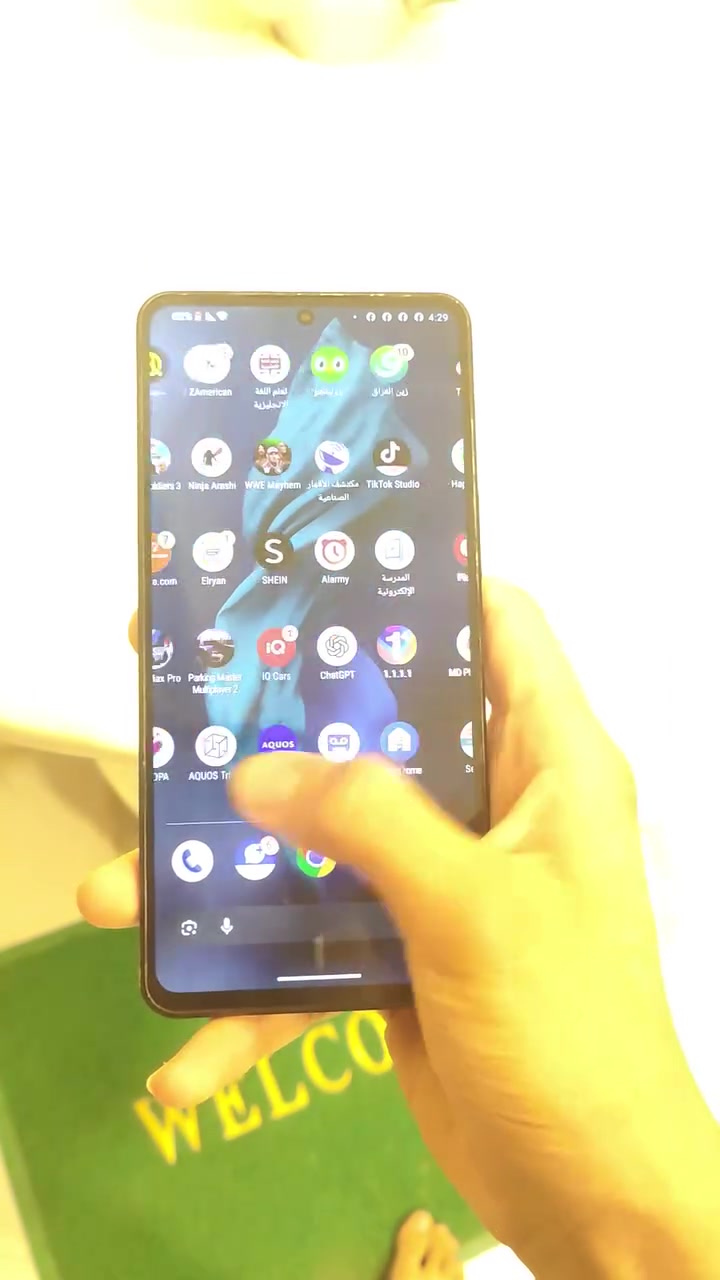 سلام عليكم جهاز شارب ار 7 وتر بروف 244هيرتز معالجة سناب دراكون 8جين1 تصوير 8k جهاز مكفول وياه ضمان شكد ما تريد مراوس بريدمجك شعندك نزل


**إذا كنت صاحب هذا الإعلان وتريد حذفه لأي سبب، رجاءا أرسل رسالة إلى الدعم الفني**