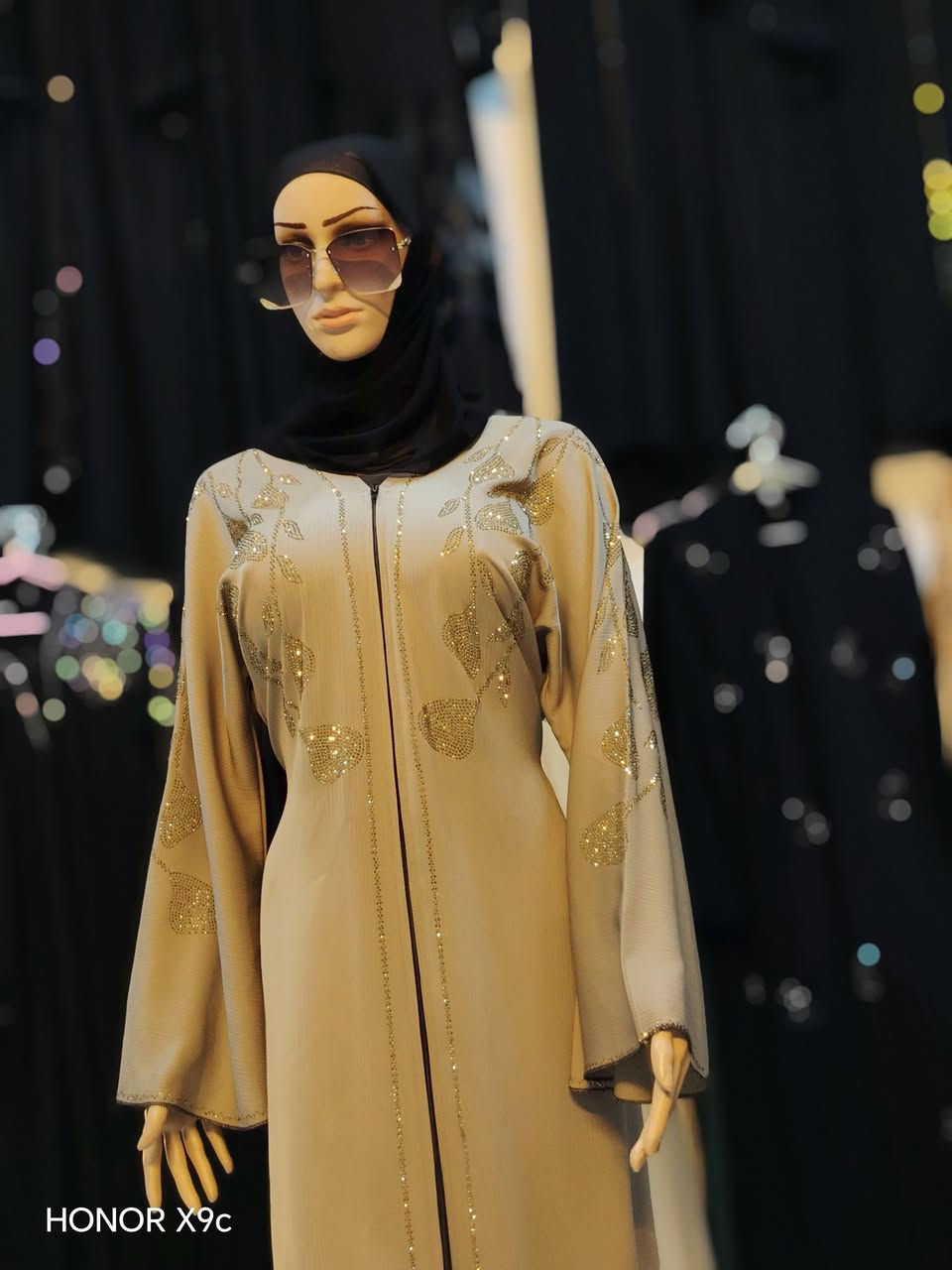 🌸 السلام عليكم زبائننا الكرام 🌸
✨ وصلت تشكيلة جديدة ومميزة من العبايات النسائية ✨
موديلات عصرية بتصاميم أنيقة وخامات راقية تناسب جميع الأذواق، مع ألوان مميزة وأسعار منافسة.
سارعوا بزيارتنا قبل نفاد الكميات، فالأجمل بانتظاركم 🤍
📍 العنوان: (ناحية الشورة قرب القيصرية مجاور محل رعد للباله وياسين للأحذية النسائية ) 📞 للاستفسار والحجز: (***********)
يارا للعبايات النسائية... عنوان الأناقة والتميز 🌷
