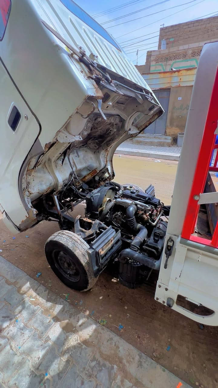 سلام عليكم كيه فنتيره مديل 2004
قماره كلابي مكفول مكينه وكير وحداديه
***********ملاحضه
سنويه جديد ورقم الماني بس ما مستلمه بس وصل
