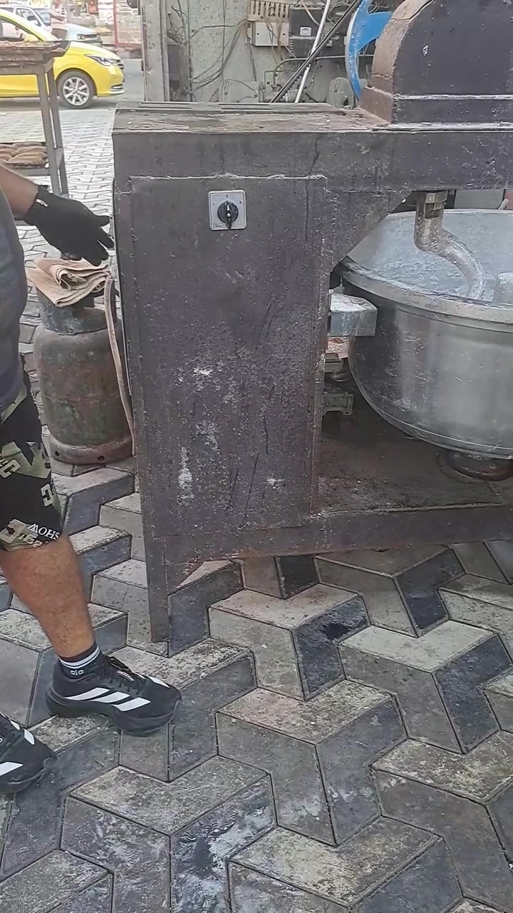 البيع رقم ***********
