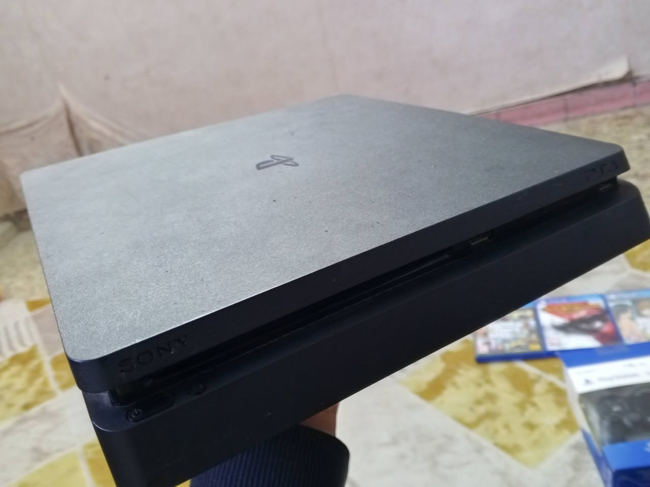 بلي سيشن 4 سليم للبيع مع ملحقاته واليوبي أس وجوستكات واقراص جديده وكل شيء جديد السعر 325 وبي مجال العنوان البياع شارع قطر الندى


**إذا كنت صاحب هذا الإعلان وتريد حذفه لأي سبب، رجاءا أرسل رسالة إلى الدعم الفني**