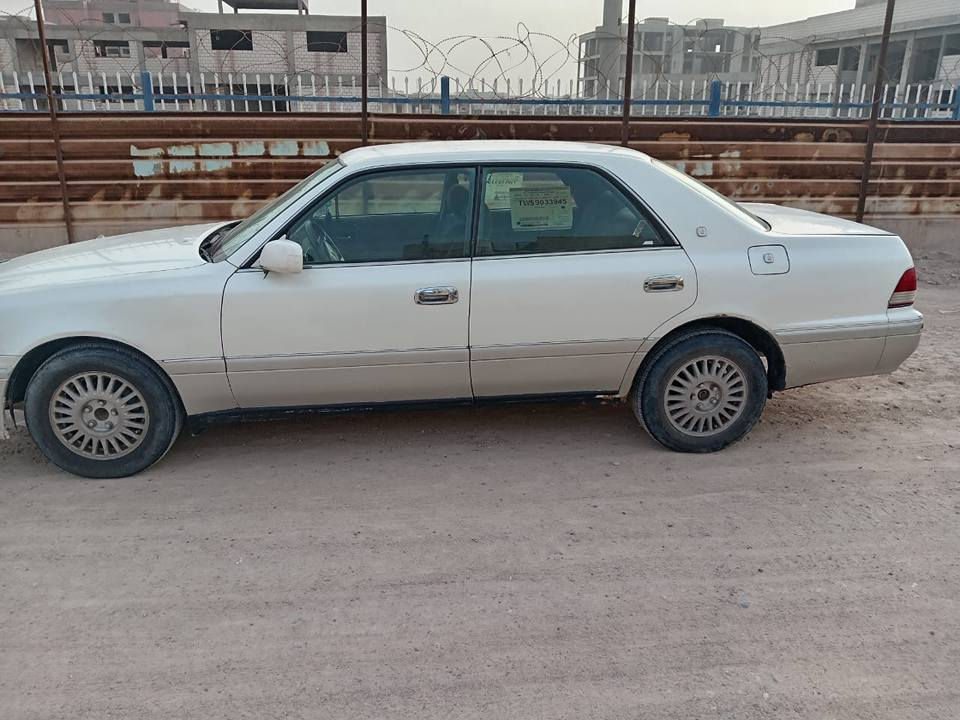 اسلام عليكم السيارة جاهزة تبريد ومكينه كفاله كير واكسن وكفاله من الضربة و باسمي السيارة هذه رقم تلفوني *********** السعر 100وبيه مجال وأتعهد بالاصوليات انا مكلف بل نشر البصرة, العراق
