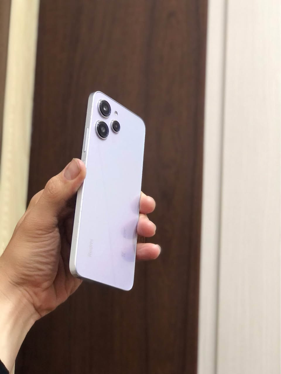 Redmi note 12 
مۆبایلێکی هەرزان و خێرا بۆ کاری ڕۆژانە 
زاکیرە 256
ڕام 8+4
مۆبایلەکە زۆر جوان و پاکە 
نرخی 120 هەزار
*********** 📞
واتساپ ڤایبەر السليمانية, العراق
