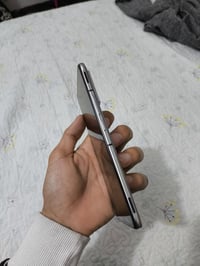 مستعجل ع بيعته RED MAGIC 6R ريد ماجك مواصفاته   ذاكره 256/12  معالج سن...