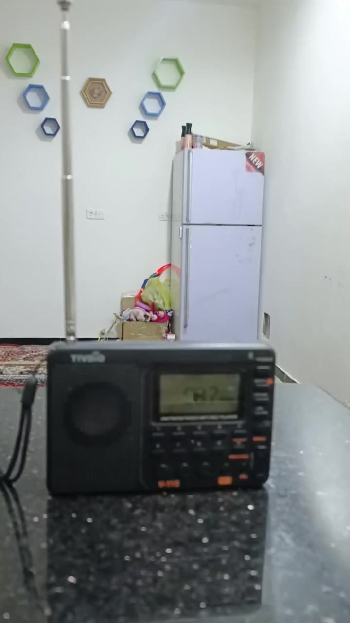 راديو رقمي باله انكليزية صناعه صينيه، شحن و امكانيه تسجيل الصوت من الاذاعات على الرام، صوته جداً عالي و مجسم ٤ موجات AM/FM/LW/SW.
20 الف


**إذا كنت صاحب هذا الإعلان وتريد حذفه لأي سبب، رجاءا أرسل رسالة إلى الدعم الفني**