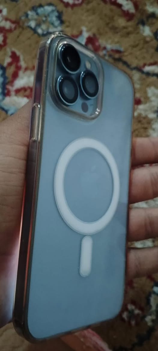 سلام عليكم آيفون 13برو ماكس الذاكرة 256كلشي ما بدل بي شي السعر 750وبي مجال شوي الجيه راسلني واتساب ***********
