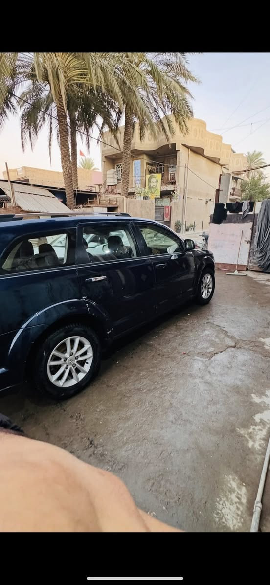 سلام علايكم دوج جورني مديل ٢٠١٣سياره ٧ راكب
٦سلندر رقم بغداد بسمي مديل مصبوغه حزام 
مكاني بغداد الشعله سعر ٩٠ الاستفسار ***********
