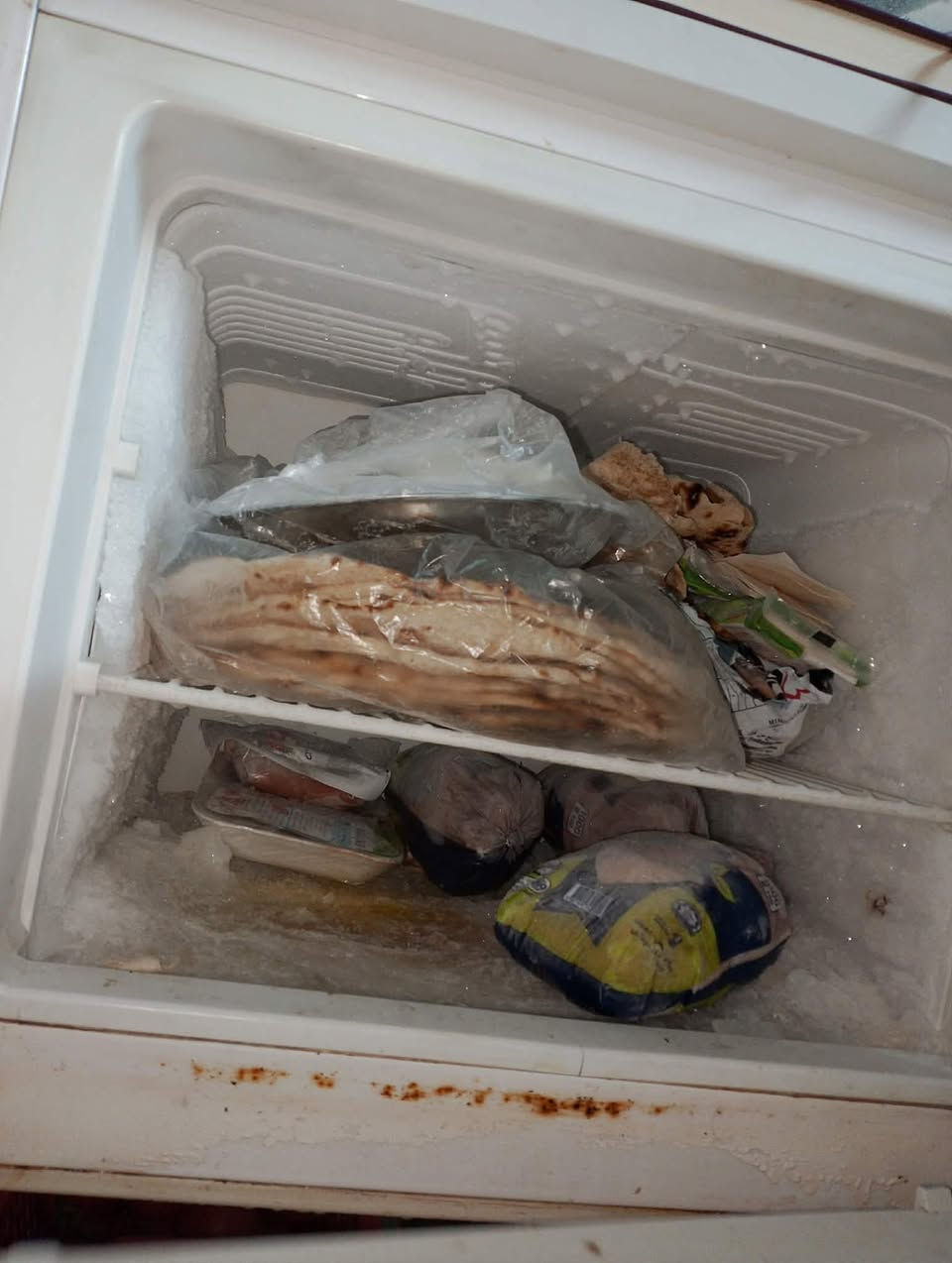 ثلاجة حجم 16 شغالة ونضيفة وتجميد فوول وبسعر 125 ألف 
العنوان موصل جانب الأيسر حي الوحدة 
#الجميع


**إذا كنت صاحب هذا الإعلان وتريد حذفه لأي سبب، رجاءا أرسل رسالة إلى الدعم الفني**