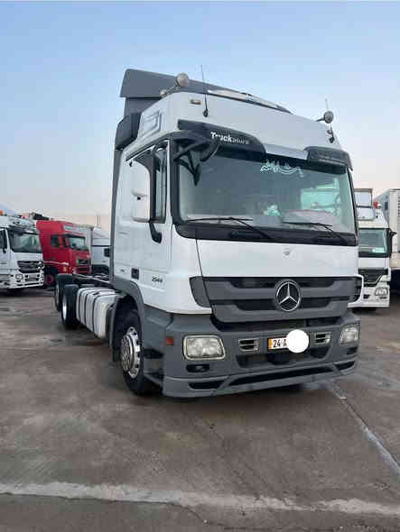 السلام وعليكم اقرأ تفاصيل واتصل 
اكتروس موديل 2011 حجم 25.44
فول مواصفات كاميرا وحساس وريتايدر 5 طقات ثلاجه تبريد دبل مناميه شاصي عدل طخم تايه ويل كب كفاله عامه رقم وسنويه جديده شاصي طويل ￼￼سياره حلوه و نظيفه رقم الهاتف قحطان معرض *********** كورك *********** اسيا 
معرض ابو قحطان واولاده عنوان موصل برطله سهل نينوى ✅￼
