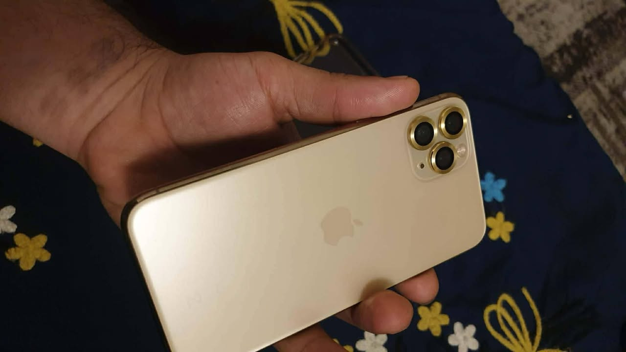 ايفون 11 برو ذاكره64 بطاريه 73 جهاز جديد شخط مابي كله شغال مكفول مبدل فقط شاشه اصليه مال تفصيخ ومكفووول مكاني بغداد كاظمية ميه سعره 200 قفل ***********
