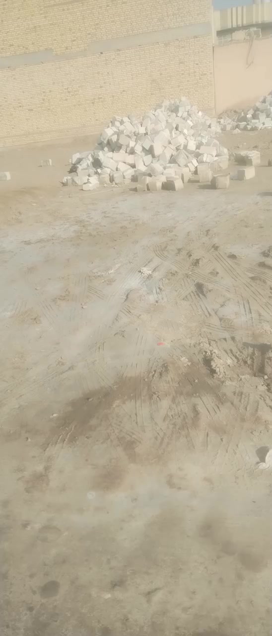 سلام عليكم قطعه لبيع مساحته ٢٣٠ متر وجه ١٠ ونزال ٢٣ بل صخين مقبيل طاقه شارع المرتضى قريبه عله شارع العام شراي يتصل ***********
