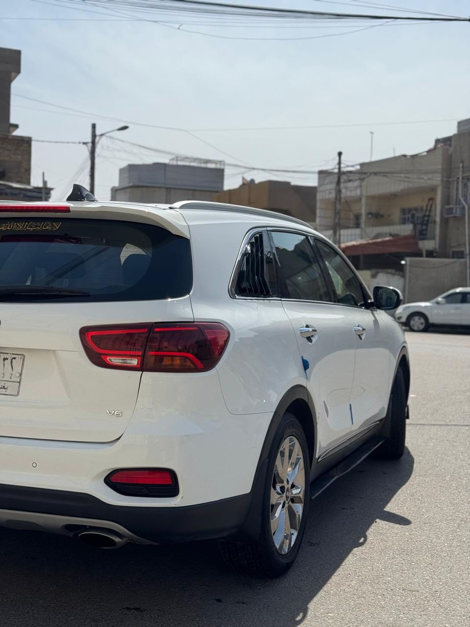 سورنتو 20 وارد خليجي مكفول من الضربة والصبغ ، العداد حقيقي 102 السيارة جاهزة ، المكان بغداد السعر 257$ وبيه مجال جداً بسيط لمزيد من المعلومات الاتصال على 27703929821
