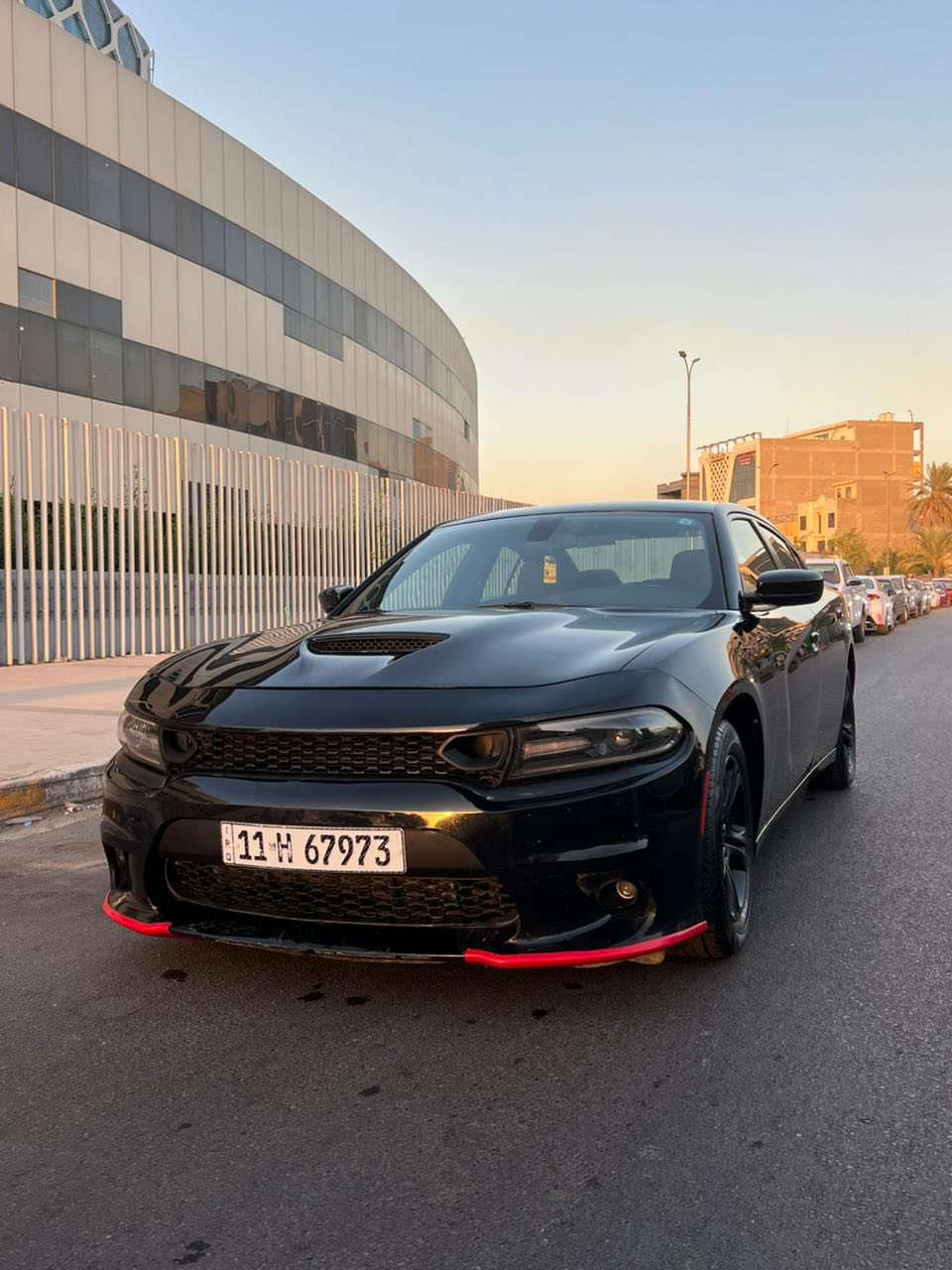 جارجر موديل 2019 sxt
لون اسود 
العداد 100 الف 
المحرك 3600 v6 
فتحت سقف سلايد 
تو ويل 
مقاعد مخمل 
مصابيح اماميه زنون 
بلوجترات زنون 
حساسات 
تشغيل عن بعد 
محدد سرعة 
تلفون بلوتوث
كامرا خلفيه 
دخول ذكي بصمة 
تخم تاير جديد 
حداديه جديده 
سياره جاهزه مابيها اي نقص 
وارد امريكي الحادث كما موضح بل صور  
مكان السيارة الانبار . الرمادي 
السعر 213 وبيها مجال 
للتواصل *********** بي وتساب وماسنجر
