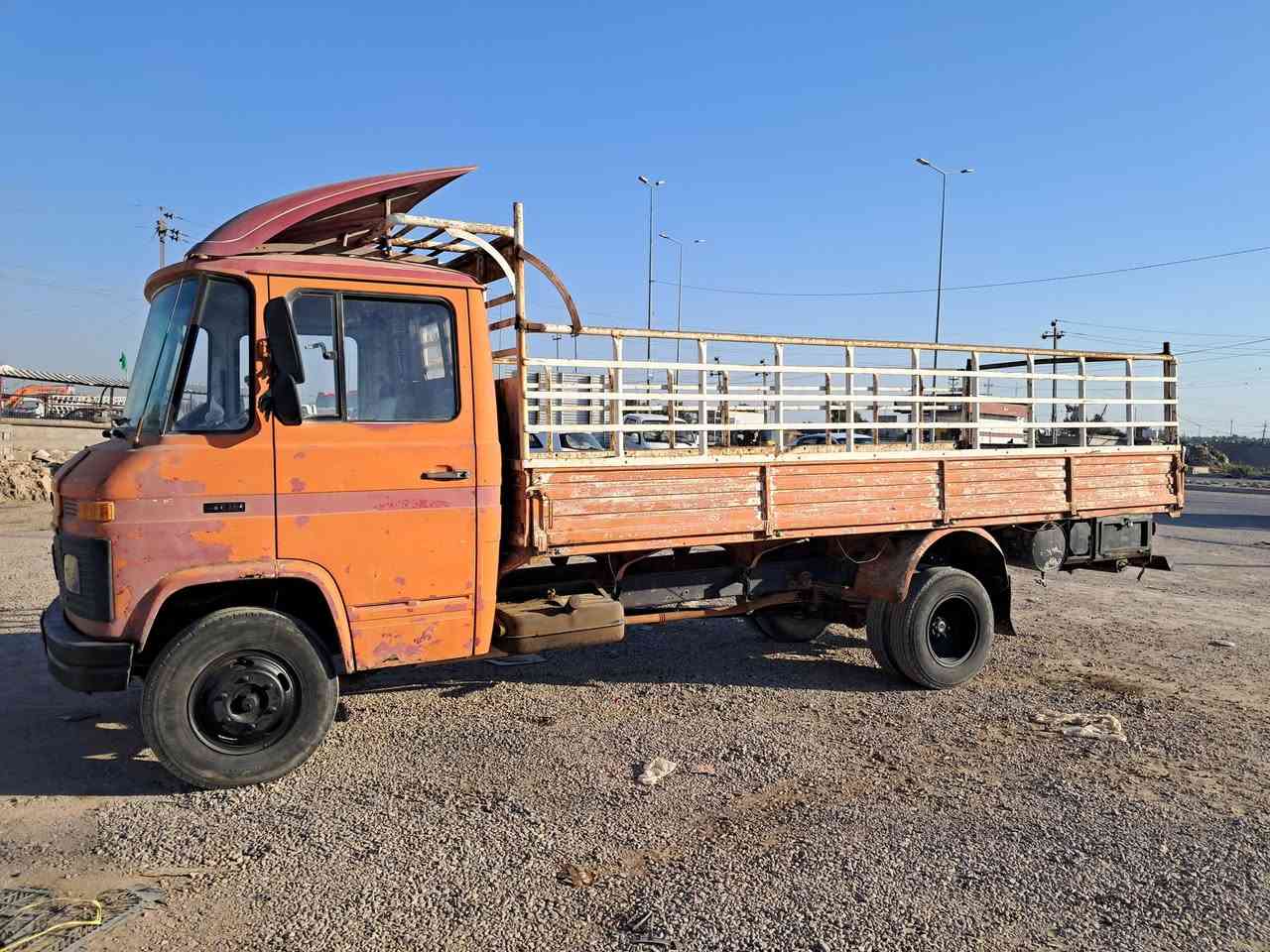 سلام عليكم للبيع خرسة موديل 1991
باور ستيرن تخم تاير طويلة كير مكينة اكسن شاصي مكفول
رقم الماني تحويل ثاني يوم السعر.         60$
***********
