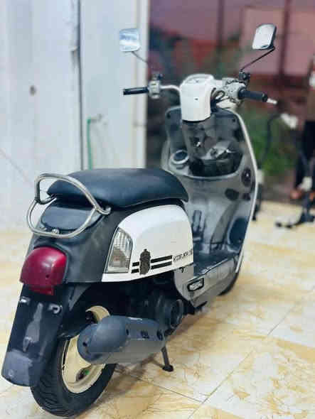 السلام عليكم 
دراجه بوليس كابريتر مال حاويه 
دراجه كفاله عامه من الشخط 
رايدها ب450 وبيها مجال للاستفسار***********
(ماعندي خاص) ❤
