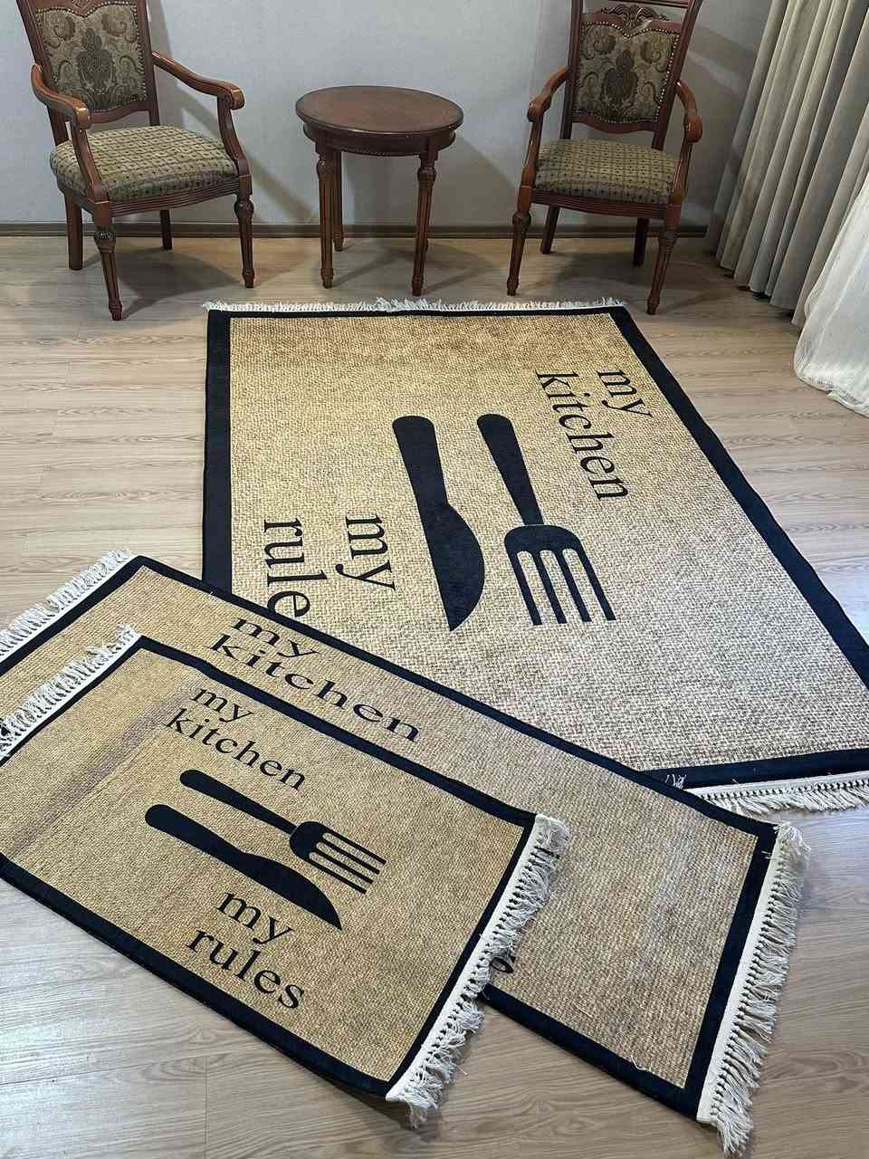 ✨ اضف لمسة من الجمال والأناقة لمنزلك مع سيت الموكيت التركي المميز ✨

🧡 المقاسات:
▪️ القطعة الكبيرة: 160×230
▪️ الدواسة الطويلة: 160×60
▪️ الدواسة الصغيرة: 100×60

📝 المواصفات:
✔️ وجه حرير ناعم يضيف لمسة فاخرة
✔️ طبقة إسفنجية بالوسط لراحة أكبر
✔️ أرضية محببة تمنع التزحلق

💰 السعر:45,000 دينار فقط للسيت كامل

🚚 متوفر توصيل بغداد وجميع المحافظات بسعر 5,000 دينار فقط

خلي بيتك أرقى وأجمل مع هذا السيت المميز 🤍


**إذا كنت صاحب هذا الإعلان وتريد حذفه لأي سبب، رجاءا أرسل رسالة إلى الدعم الفني**