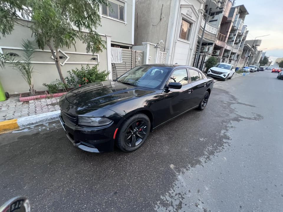هذه حادثهه وبيهه قطع صبغ بدون حادث  بدون ايرباك. SXT 18.  عنوان بغداد  الاعظميه. نقص شي واحد بس صدر خلفي تعبان ***********
