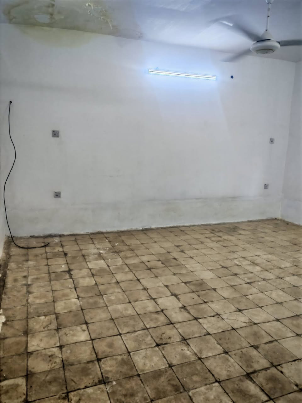 سلام عليكم دار للبيع دور حكومي 
الموقع🛑 كهريز خلف حيدر مضمد
السعر🛑 34وبي مجال 
مساحه الدار 🛑 300م
جنس الدار 🛑 حكومي
محتويات الدار 🛑
غرف نوم 3
صاله
صحيات 
منور
مطبخ حار بارد
استقبال
كراج
عنوان المكتب شوان كلئ مجاور مقابيل حزب الشيوعي 🛑
نستقبل جميع عروضاتكم داخل وخارج خانقين 🛑
للستفسار اتصل على الرقم التالي واتساب 🛑***********
