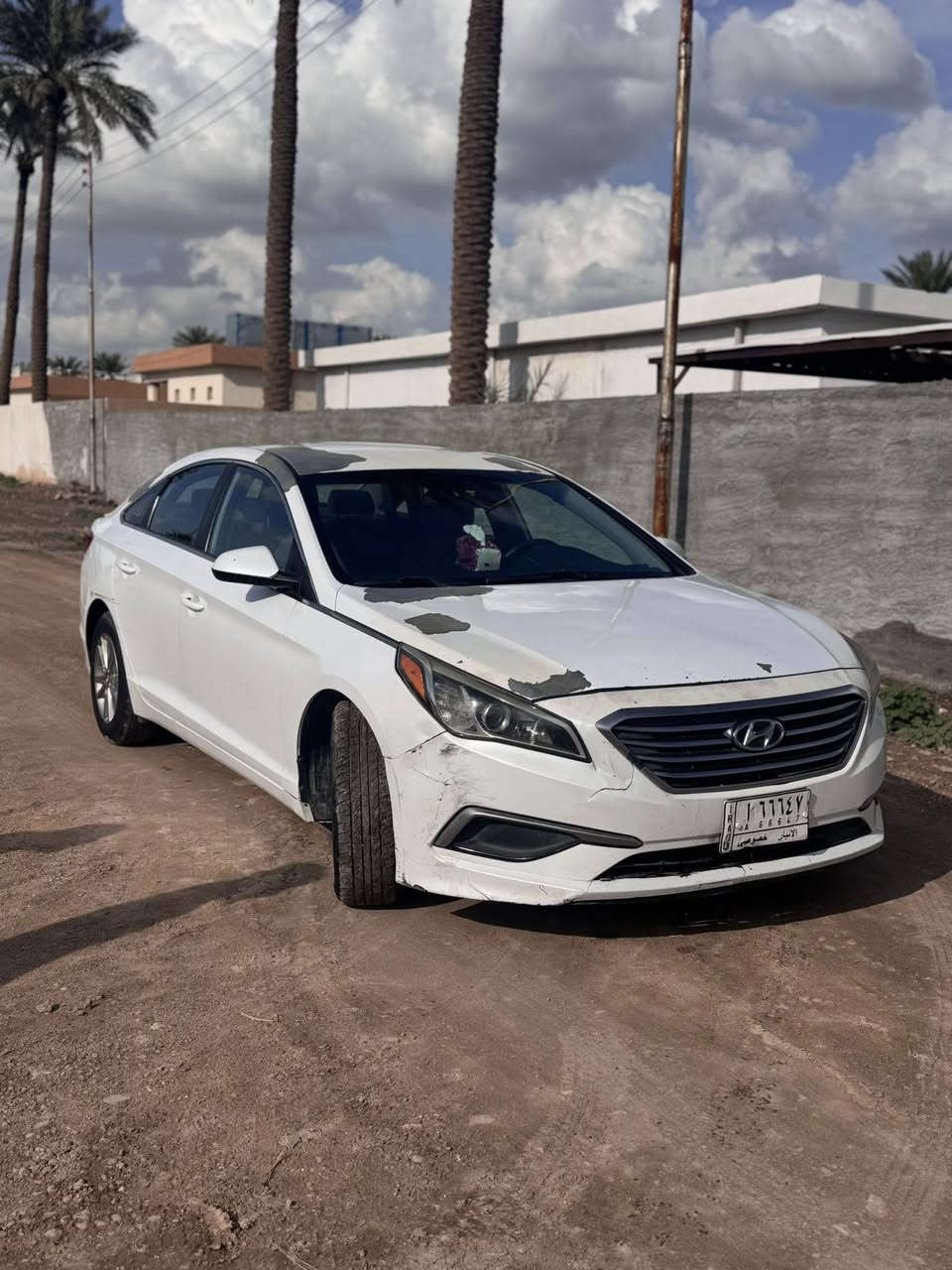 سلام عليكم سيارة
سوناتا ٢٠١٧ وارد أمريكي كلين تايتل مسجله عله الموقع
1.محرك  GDi 
2.حجم المحرك 2400 أربعة سلندر
3.جميع اليبلات مطابقه لجميع اجزاء السيارة.
4.تخم تاير جديد صدر مكفول .
5.سياره باسمي. 
6.محرك C1. كير اوتماتيك 6نم.
7.السعر ١١٨ ورقه .
للتواصل والاستفسار ***********.
